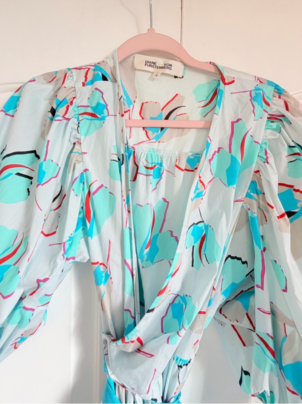 DVF Roxanna Floral Wrap Midi Dress Size 6 Pockets - Picture 4 of 16